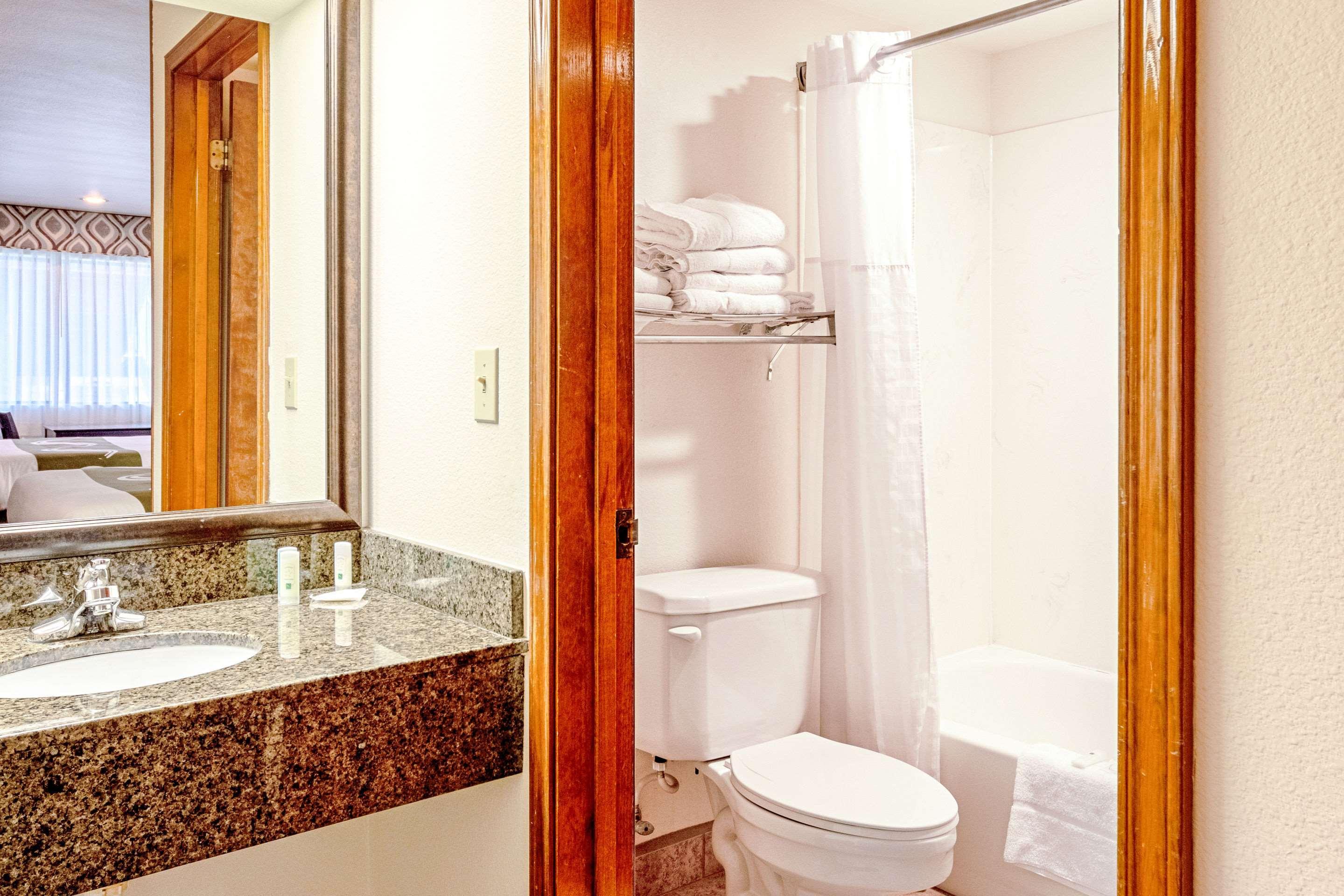 Quality Inn Three Rivers Esterno foto