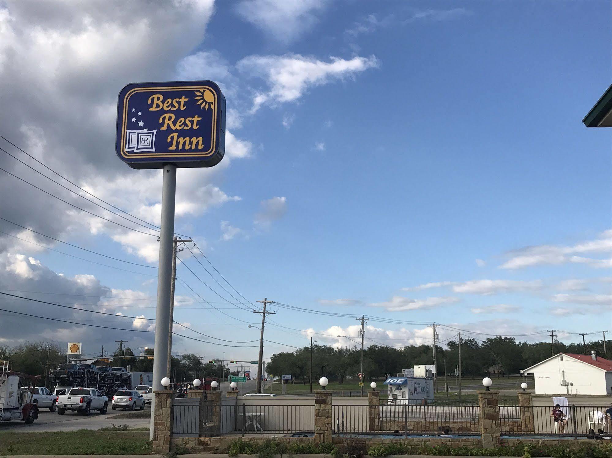 Quality Inn Three Rivers Esterno foto