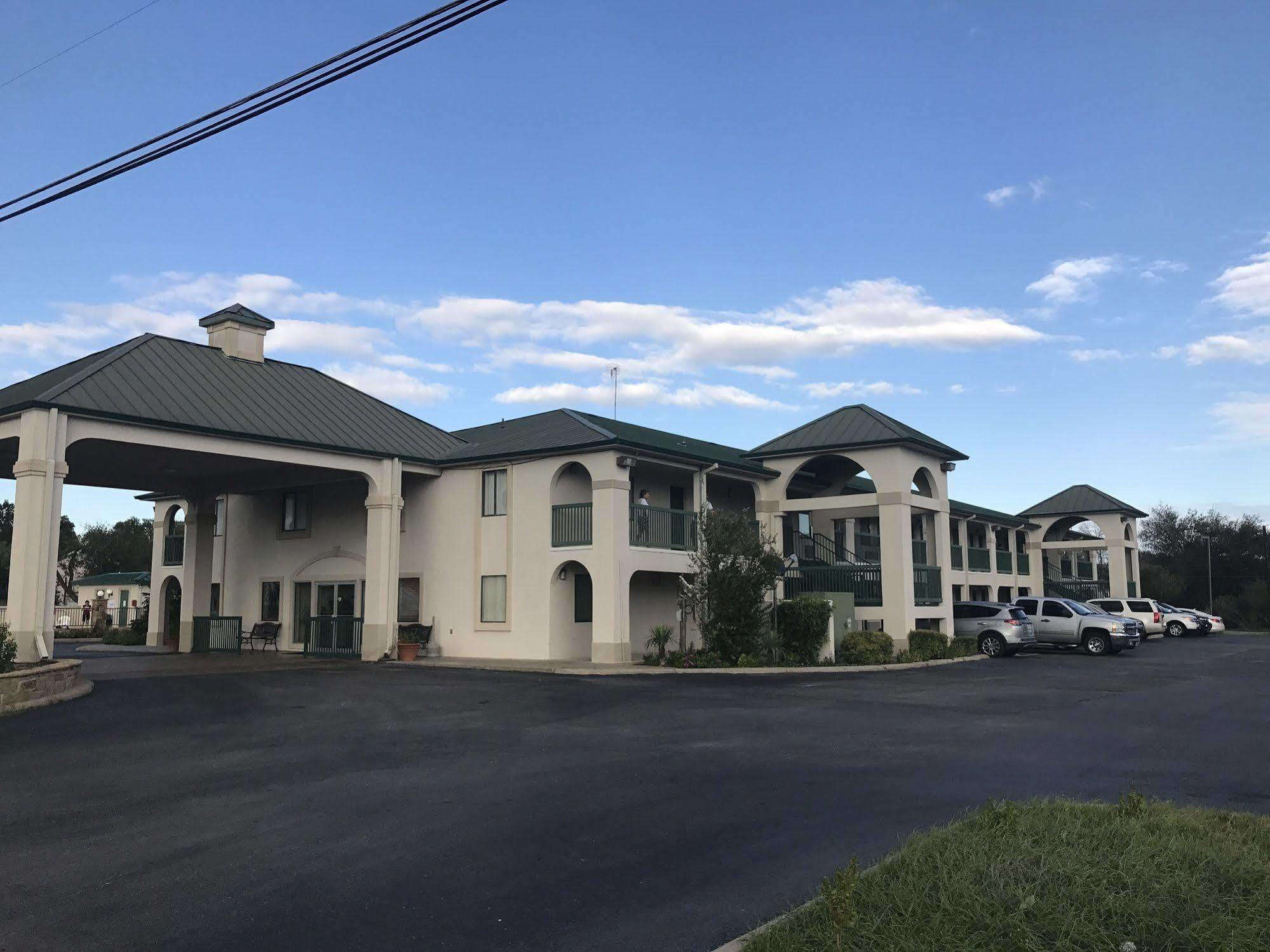 Quality Inn Three Rivers Esterno foto