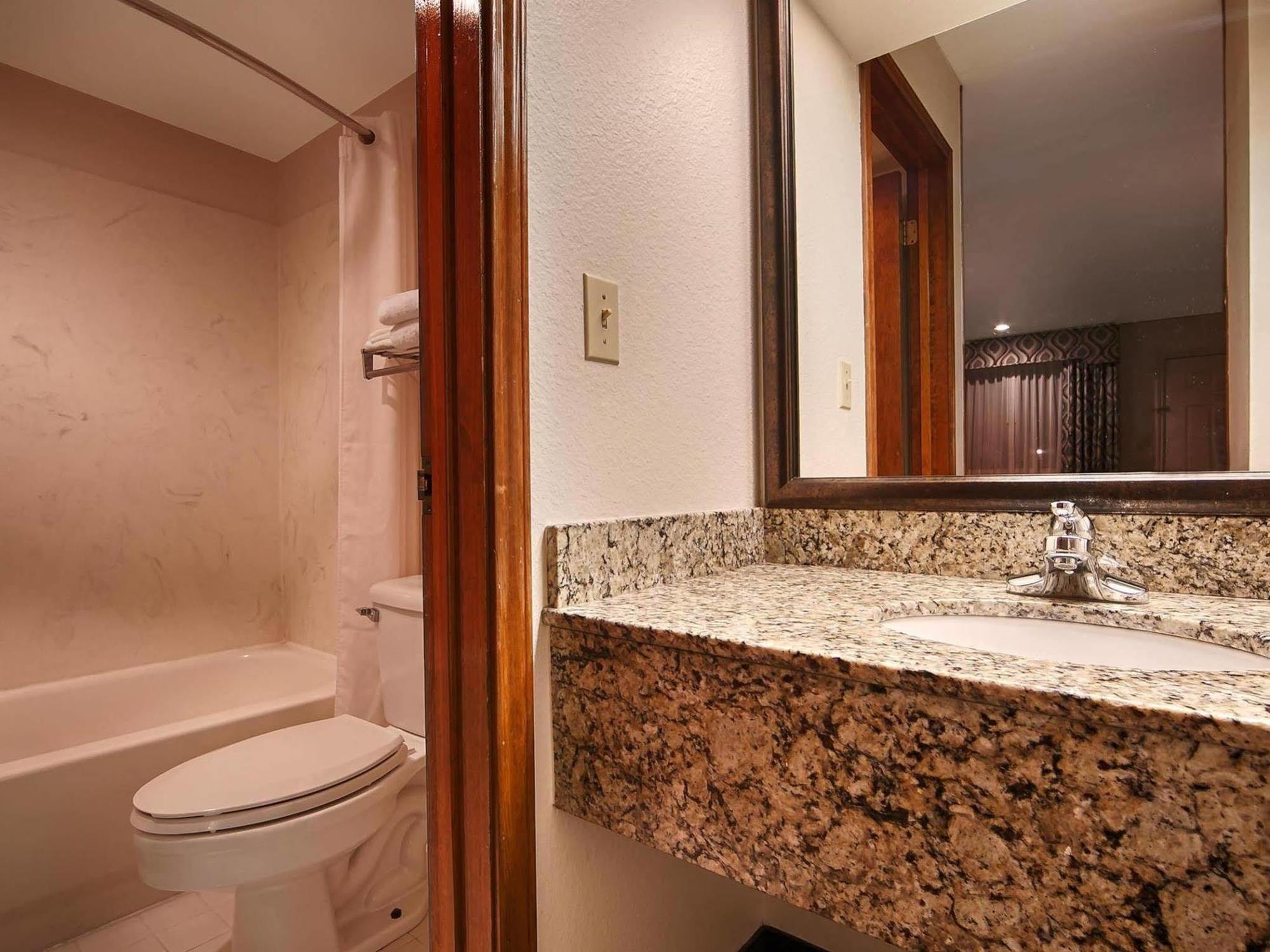 Quality Inn Three Rivers Esterno foto